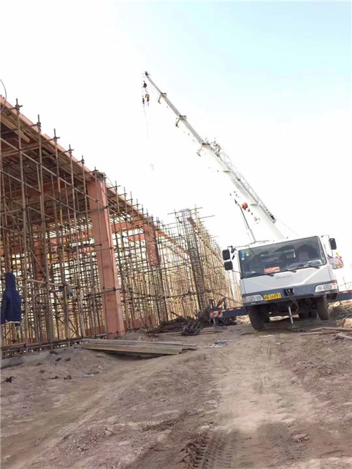 墨江县吊车作业的安全注意事项有哪些？